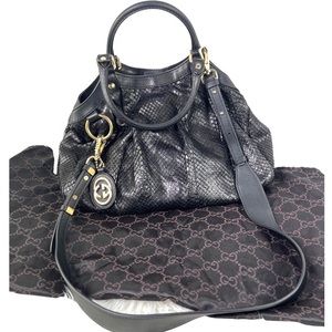 💎 RARE 💎 Gucci crossbody leather bag